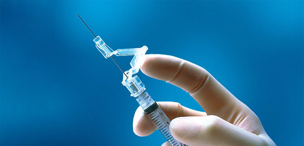 BD® SafetyGlide™ Needle Technology