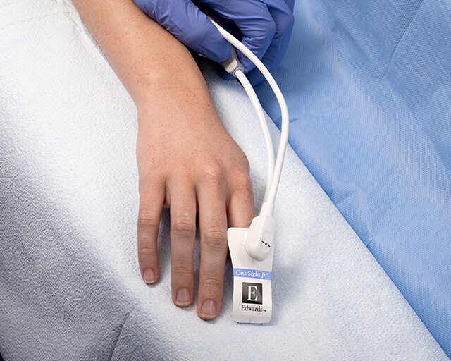 <p>Access continuous hemodynamic insights</p>
