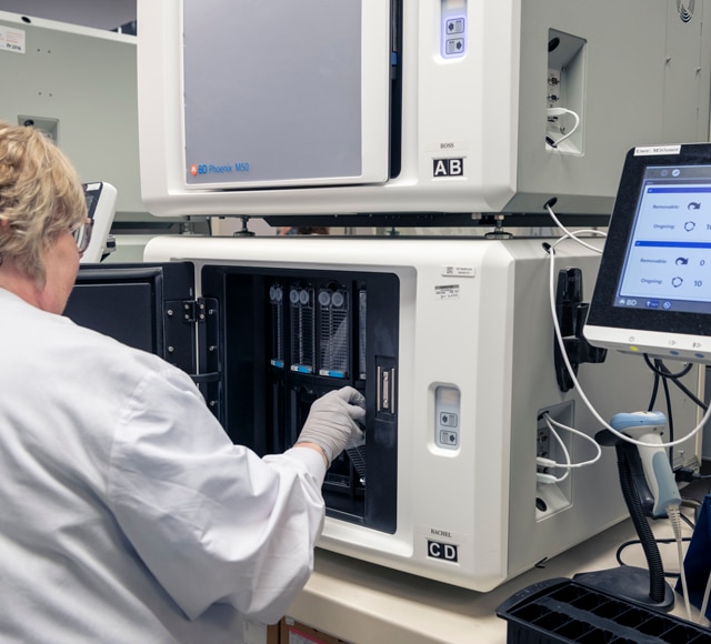 <p><b>Modular and ease-of-use design to strengthen your defense against AMR</b></p>
