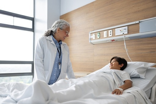 Hemosphere Alta monitor with HPI dashboard screen display