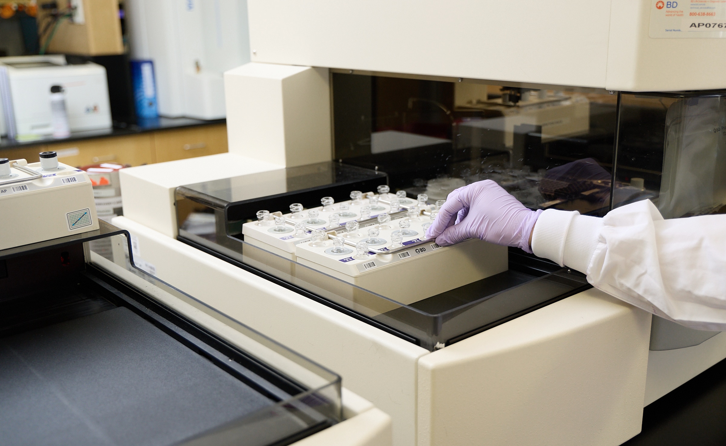 <p><b>Reduce variability in McFarland preparation through automation with BD Phoenix™ AP</b></p>
